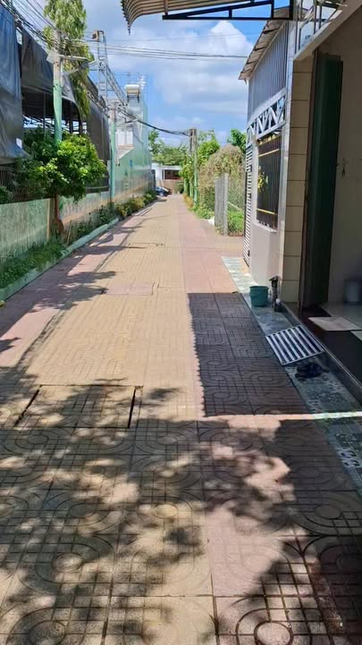 Nhà Gác Lửng Mặt Tiền Xe Hơi - 72m² Tại Trung Tâm Cai Lậy, Giá 2.2 Tỷ