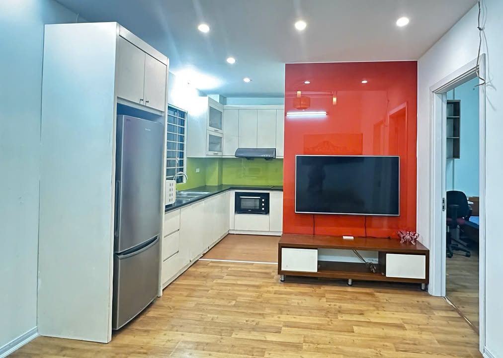 Cho thuê căn hộ 2PN Mễ Trì Hạ - Đủ đồ, 12 triệu/tháng