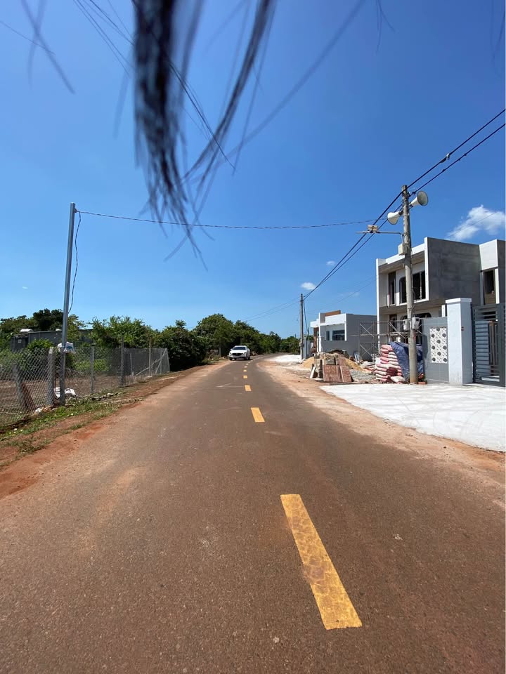 Nhà Trung Tâm Đất Đỏ 135m² - Sẵn Sàng Vào Ở Ngay