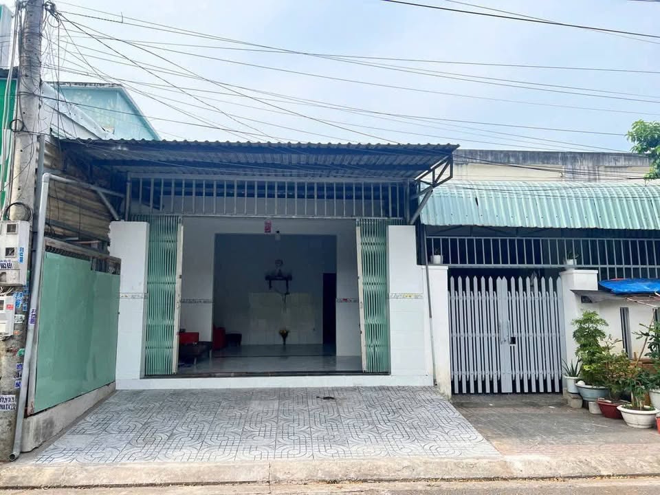 Cho thuê nhà Phước Hải 100m² - 2PN, Đường rộng 2 chiều