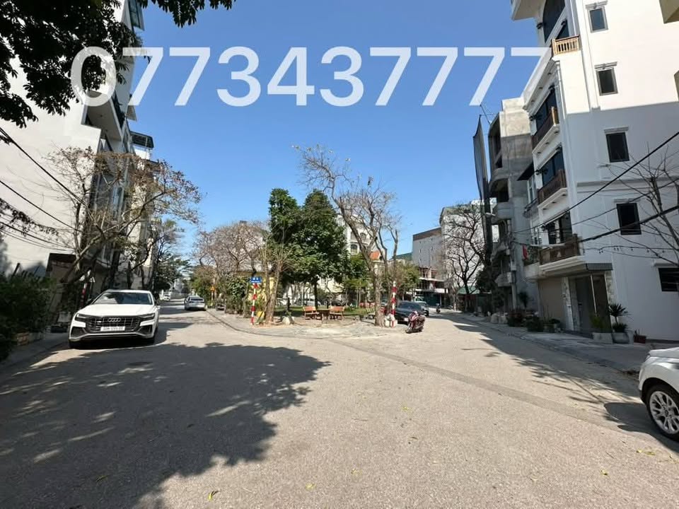 Nhà Lô Góc Aeon Long Biên, 45m² x 7 Tầng Full Nội Thất - Giá 1.x Tỷ