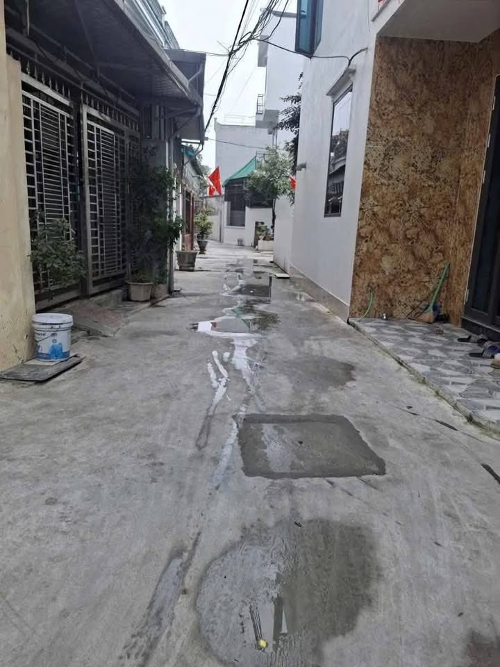 Bán Đất 50m² Ngõ Văn Cao, Nam Định - Sổ Đỏ Chính Chủ, Giá 1.55 Tỷ