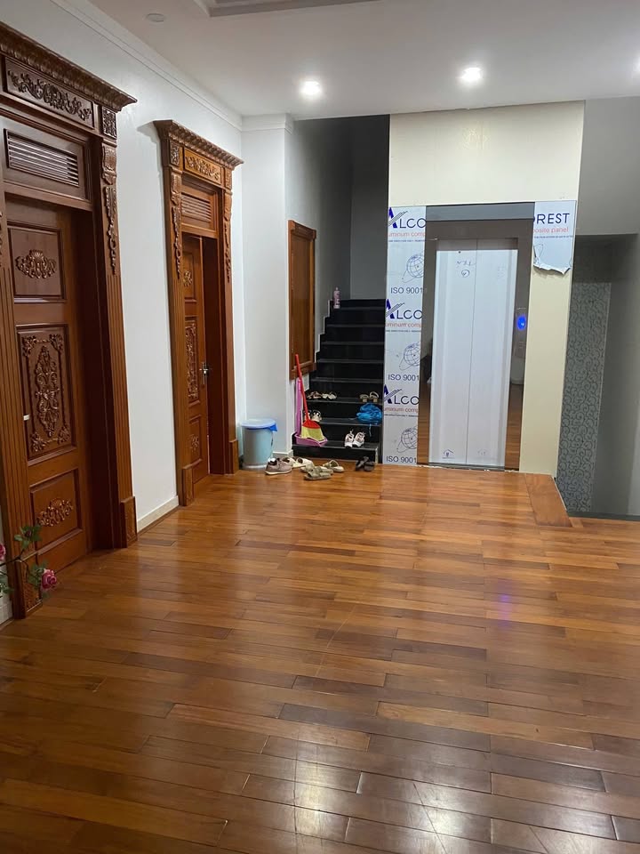 Nhà Mặt Tiền Hùng Vương Pleiku 400m² - Kinh Doanh Đa Ngành