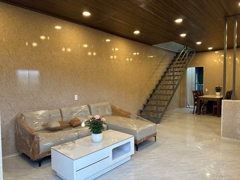 Nhà Đường Vòng Lâm Viên Đà Lạt 98.5m² - Sổ Hồng Chính Chủ Giá 1.6 Tỷ