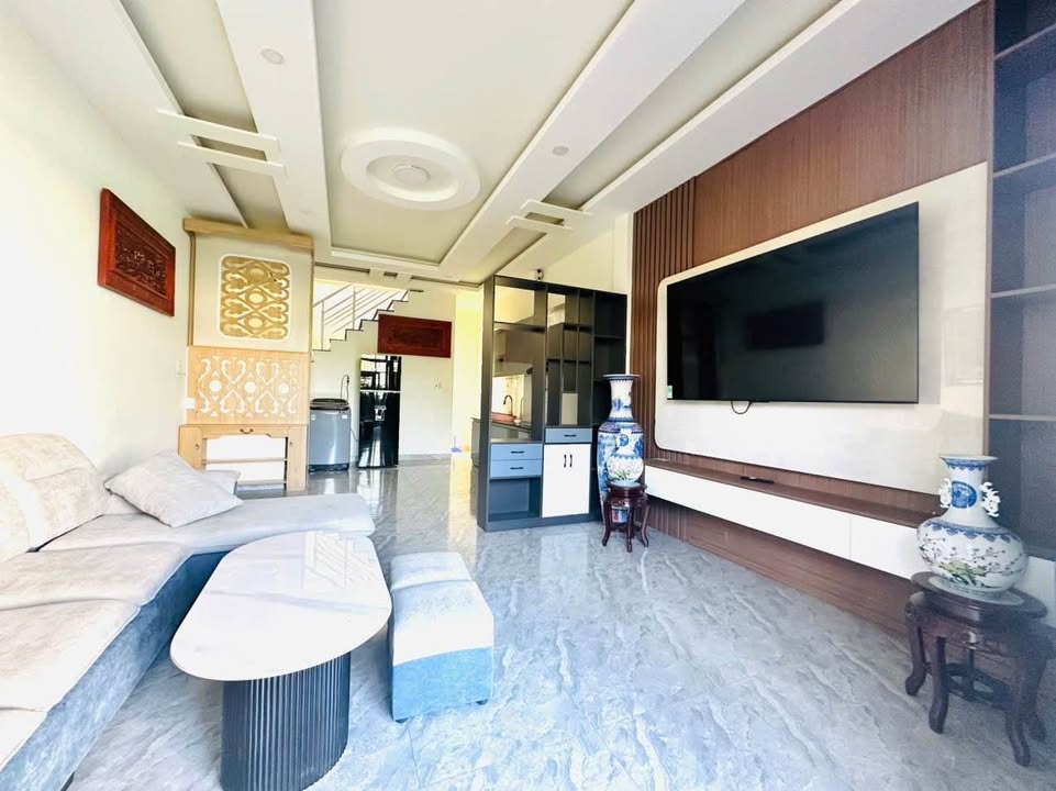 Bán Nhà Đẹp Đà Lạt 50m² - Sổ Chung Xây Dựng, Gần Chợ Chi Lăng