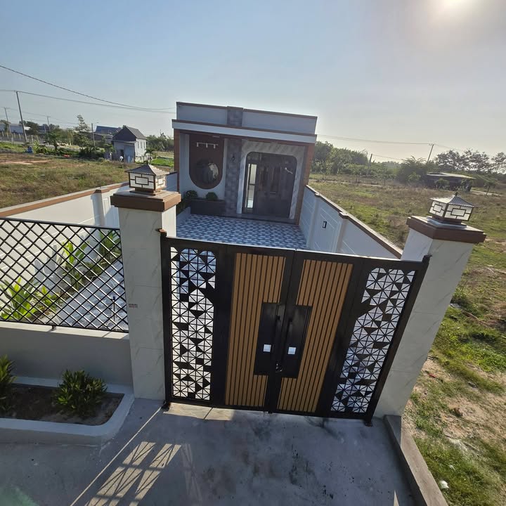 Nhà Mặt Tiền Hồ Bút Thiền, Phước Hải - 145m² Sổ Hồng Riêng, Giá 1.58 Tỷ