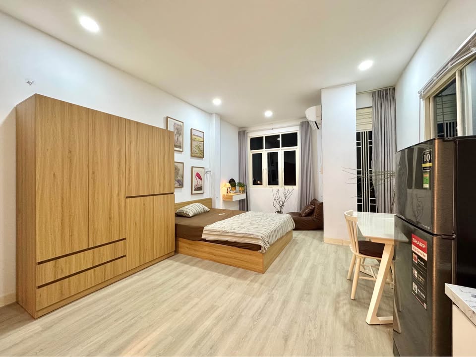 Căn Hộ Studio Ban Công Đẹp Quận 1 - Giá 8.5 Triệu/Tháng
