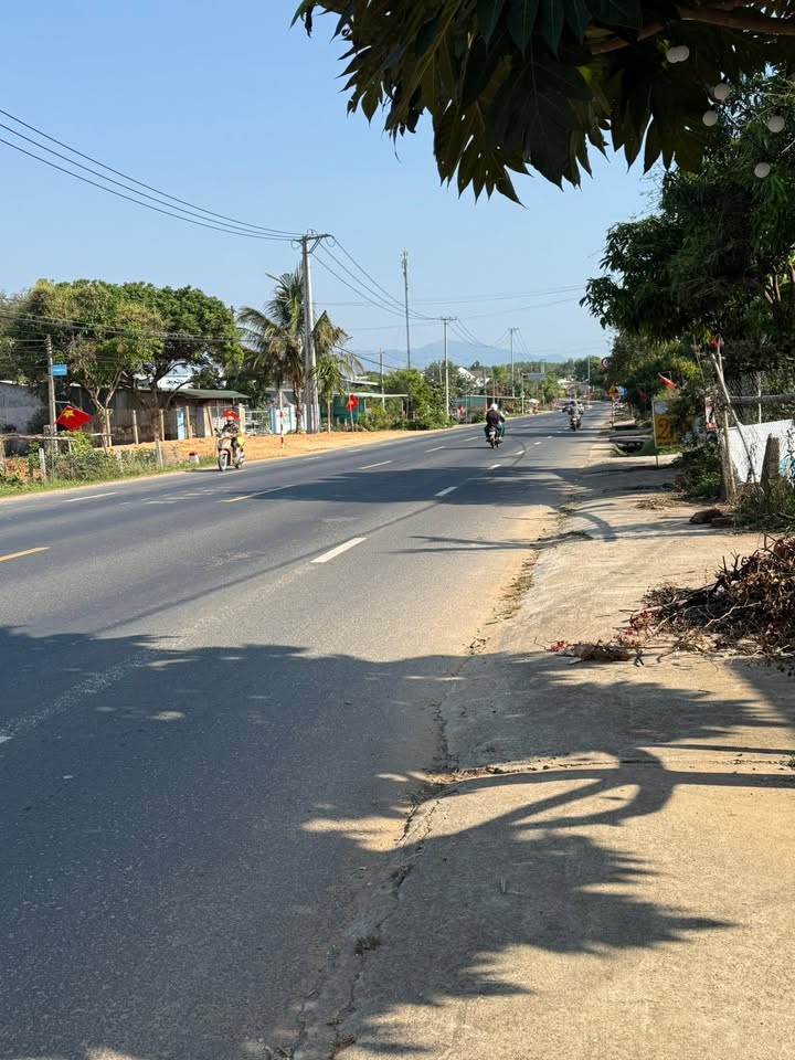 Bán Đất Mặt Tiền Quốc Lộ 11, Đắk Hà, Kon Tum - 870m² Thổ Cư, Giá Đầu Tư