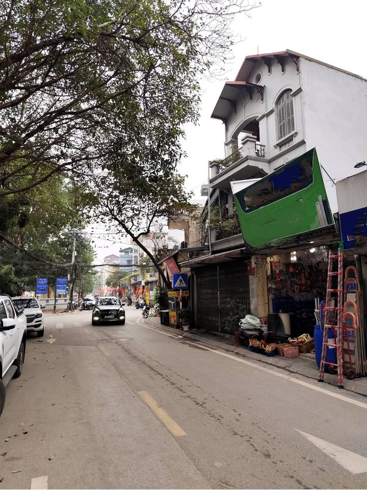 Nhà Mặt Phố Hoa Lâm Long Biên - 4 Tầng Kinh Doanh Dòng Tiền Ổn Định