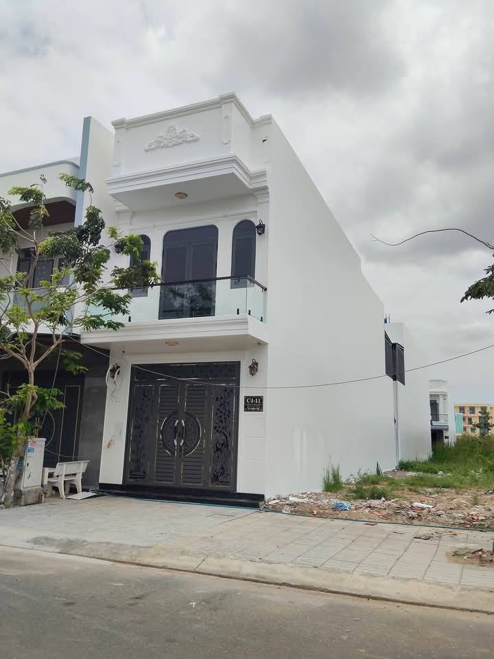 Nhà 1 Trệt 1 Lầu KĐT Tây Bắc Rạch Giá - 90m² Tặng Full Nội Thất