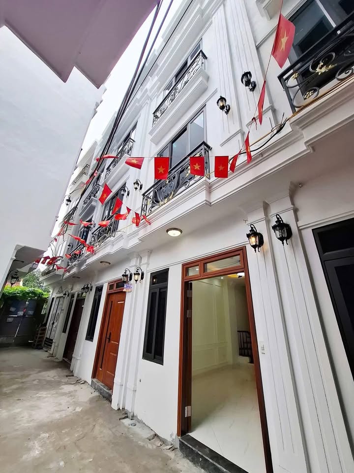 Nhà 30m², 4 Tầng, 3 Ngủ Tại Thanh Oai - Giá 2.x Tỷ