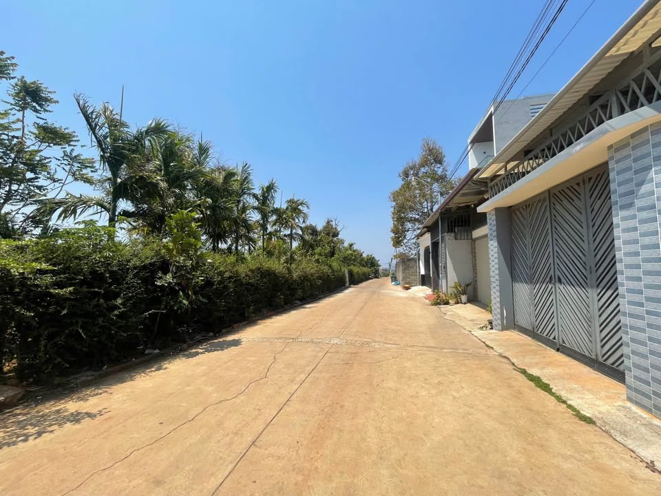 Bán Đất Mặt Tiền Nguyễn Huệ, BMT - 125m² Thổ Cư, Giá Tốt