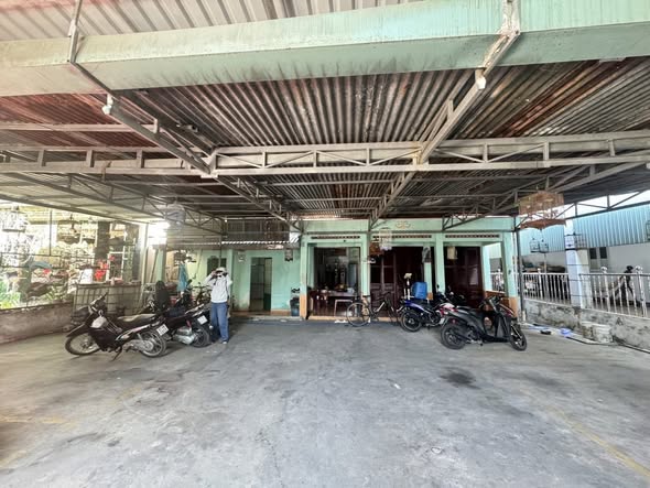 Nhà Phố Kinh Doanh Mặt Tiền Lê Văn Thịnh Q2 - 538m² - 37.6 Tỷ