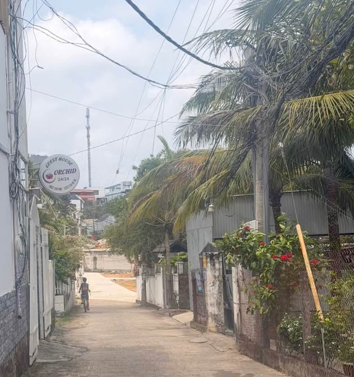 Nhà Thổ Cư 100m² Trung Tâm Dương Đông - Giá 2.85 Tỷ