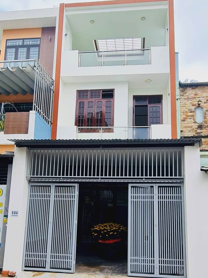 Nhà Mặt Tiền Trần Quang Diệu, Quảng Ngãi - 96m², 3 Tầng, Kinh Doanh Đỉnh Cao