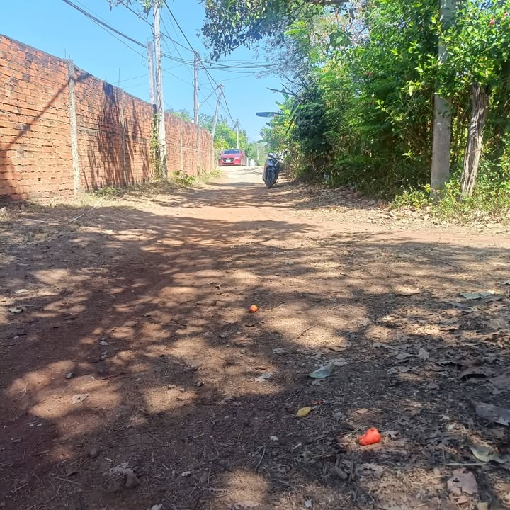 Đất nền Buôn Đôn 175m² - Sổ đỏ 60% thổ cư, giá 250 triệu