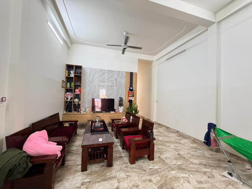 Nhà 1 Lầu Hẻm Đỗ Xuân Hợp, BMT - 100m² - Sổ Hồng, Xe Hơi Vào Nhà