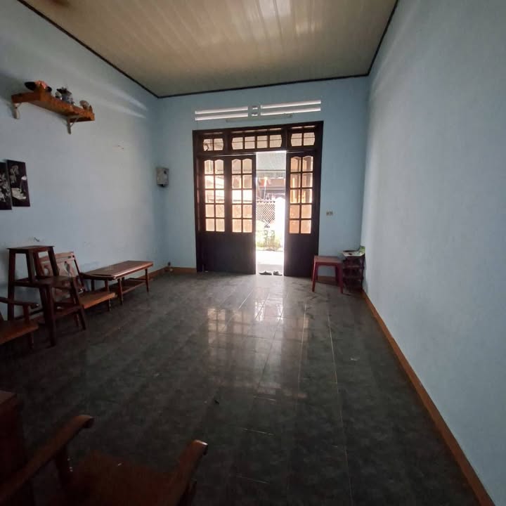 Nhà Sân Vườn Kiệt Núi Thành, Hải Châu - 100m² - 7 Triệu/Tháng