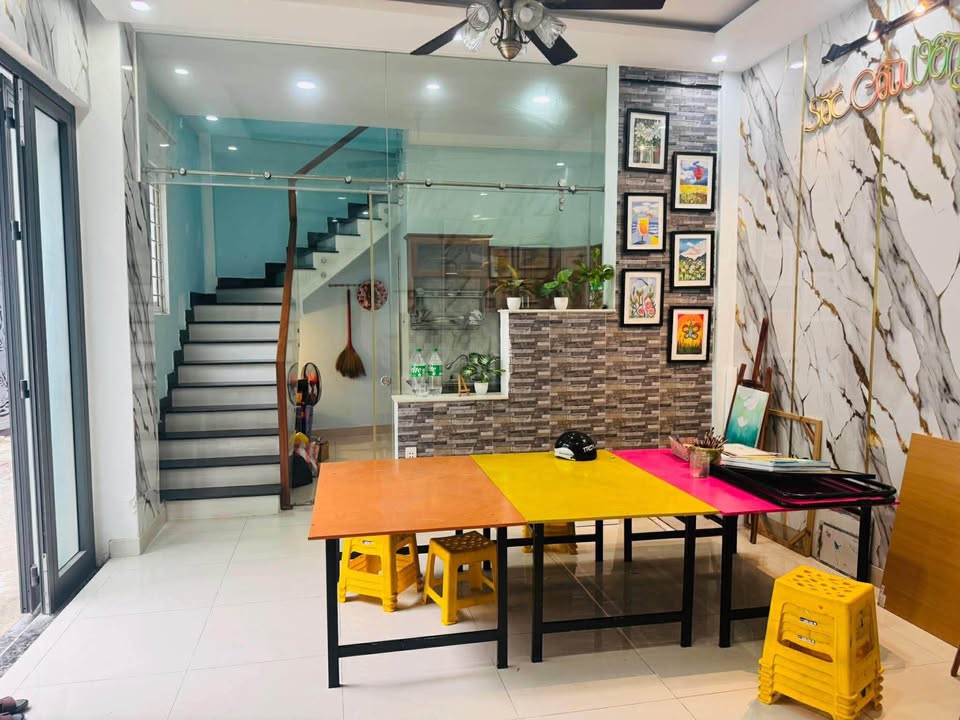 Nhà 40m² 2 Tầng Kiệt Xe Tải Lê Đình Lý, Đà Nẵng - Giá 3.7 Tỷ