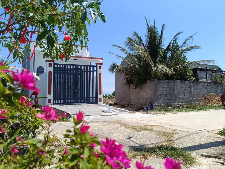 Nhà C4 120m² Phú Thủy, Phan Thiết - 3PN, Sân Oto, Nở Hậu 6.5m