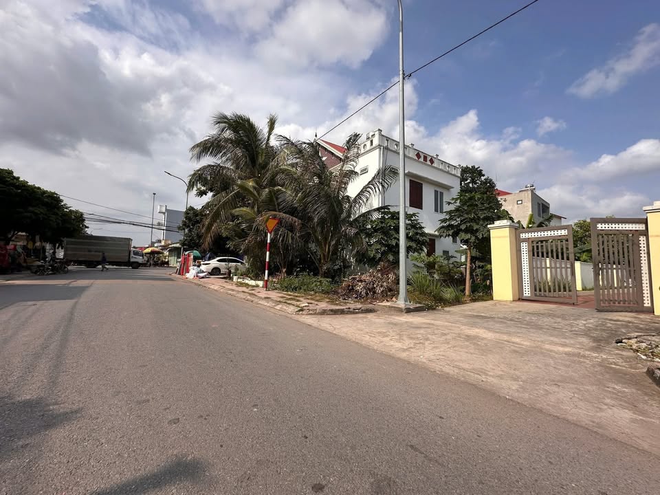 Đất Hữu Bằng 800m² - Mặt Tiền Huyện Lộ 407, Cạnh Chợ Văn Hoà - Giá 2.5 Tỷ