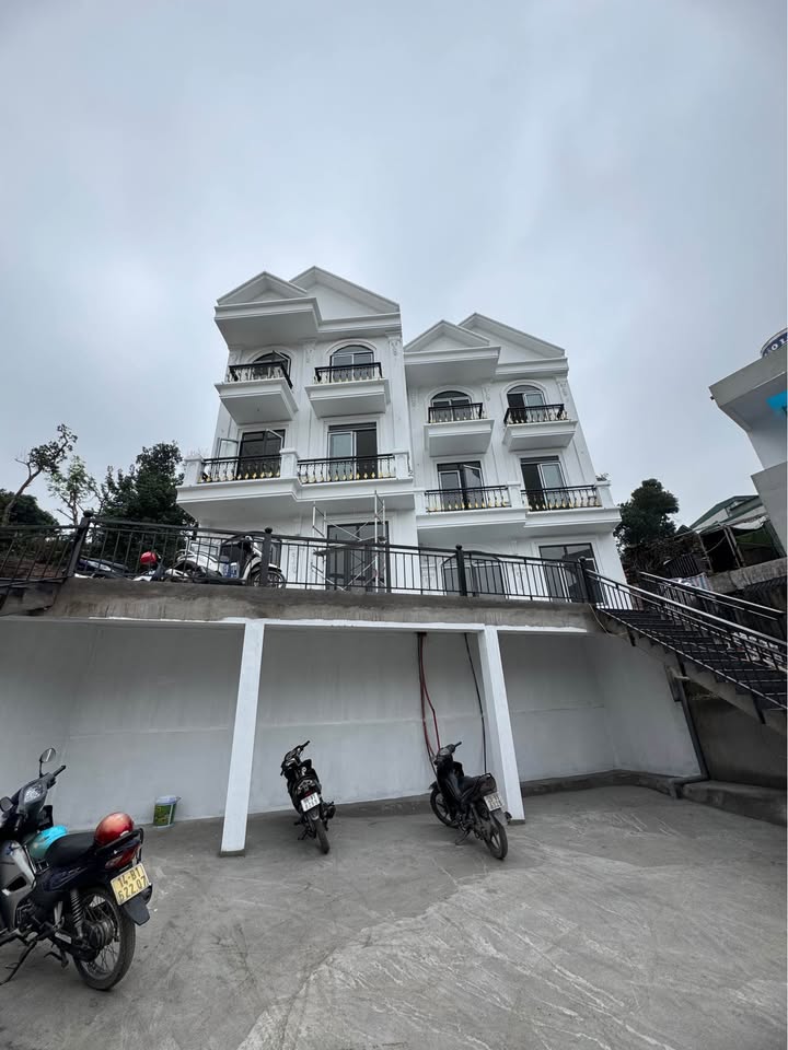 Nhà Riêng Trần Hưng Đạo Hạ Long 151m² - Sân Vườn Thoáng Đãng, Giá 3 Tỷ