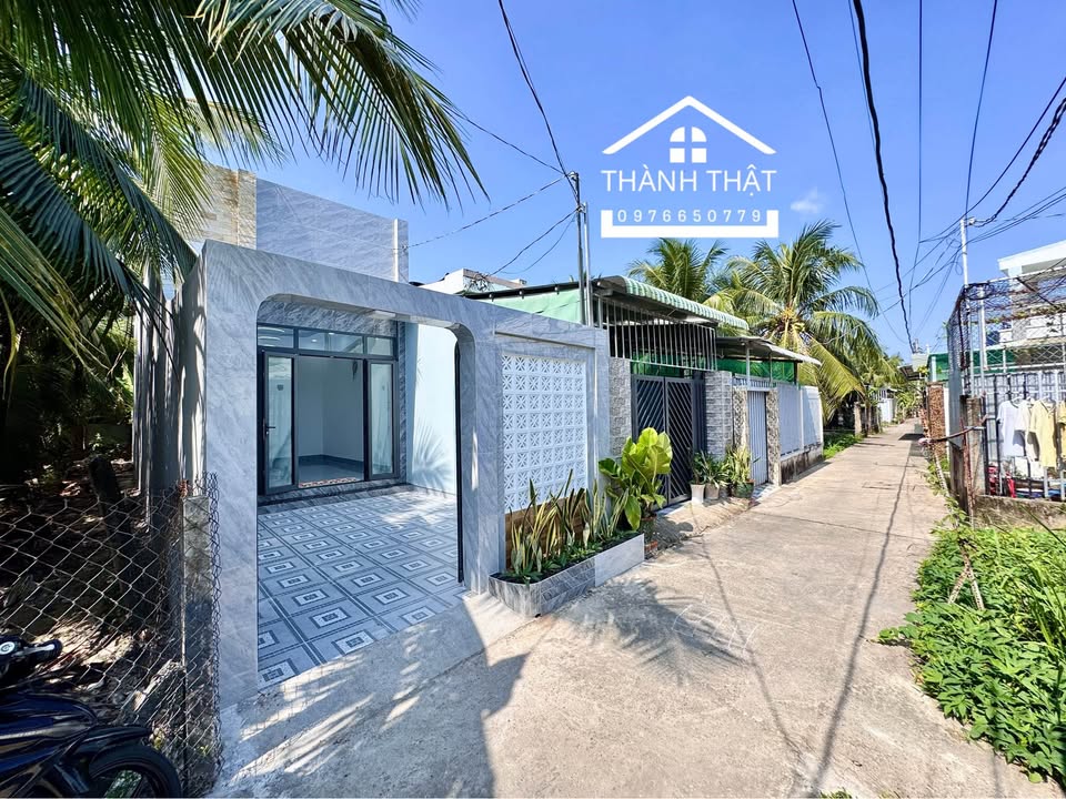 Nhà Phố Mỹ Tho 108m² - Hoàn Công, Giá 1.48 Tỷ, Sẵn Sàng Dọn Vào Ở Ngay