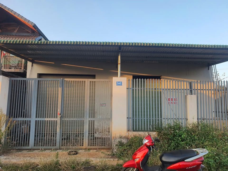 Bán Gấp Kho Xưởng 200m² Mặt Tiền Đinh Tiên Hoàng, Nhơn Trạch - Giá Tốt