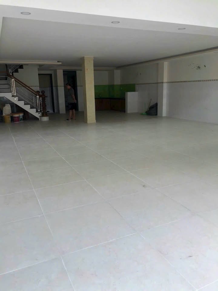 Mặt Tiền Tô Hiệu Tân Phú 160m² 5 Tầng - Giá 65 Triệu/Tháng