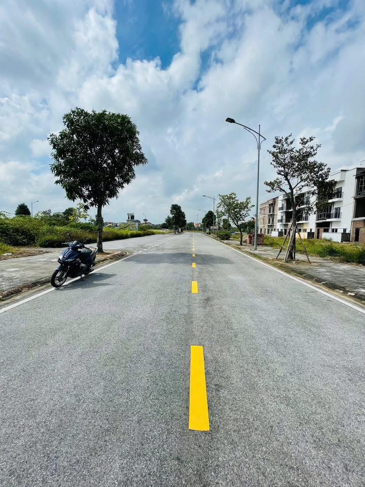 Đất nền Dự án Đồng Văn 82.5m² - Sổ hồng sẵn, giá 3.7 tỷ