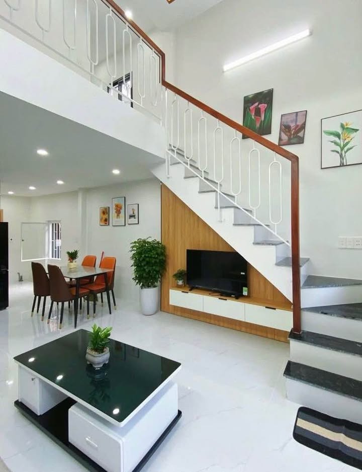 Nhà 2 Tầng Kiệt Hoàng Diệu Đà Nẵng - 42.6m² Full Nội Thất, Giá 3.55 Tỷ