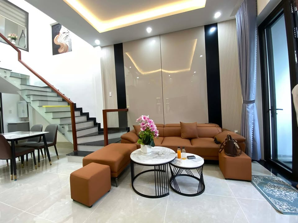 Nhà 2 Tầng Hoàng Diệu 56m² - Trung Tâm Đà Nẵng, Giá 4 Tỷ