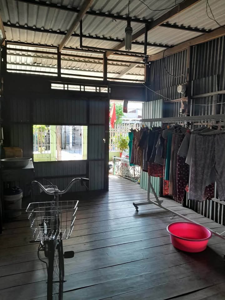 Đất nền mặt tiền TL956 An Giang, 72m² - Tặng nhà, giá 650 triệu