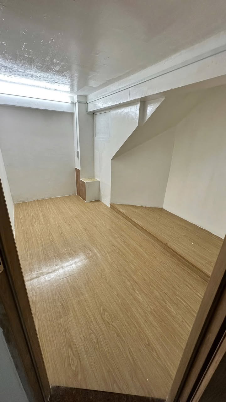 Phòng Trọ Nhỏ 2 Triệu/Tháng Đường Thành Thái, Quận 10 - Sẵn Sàng Ở Ngay