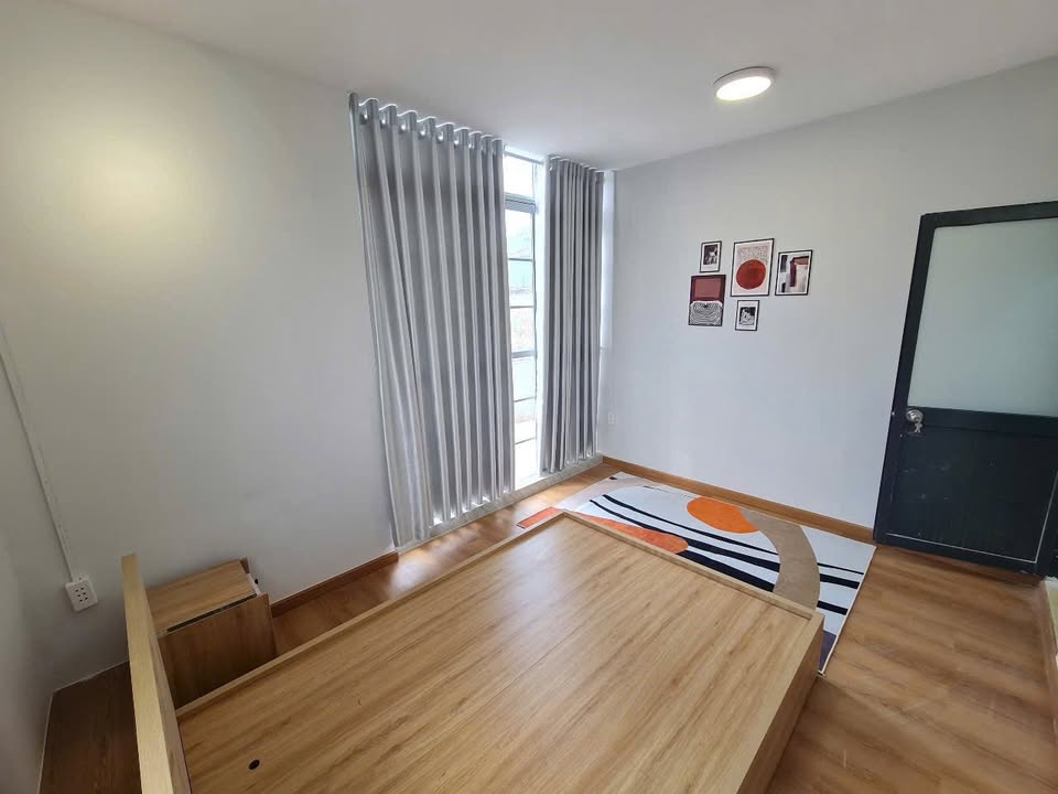 Cho thuê căn hộ 2PN Lê Văn Sĩ, Q3 - Full nội thất, Sẵn sàng ở ngay!