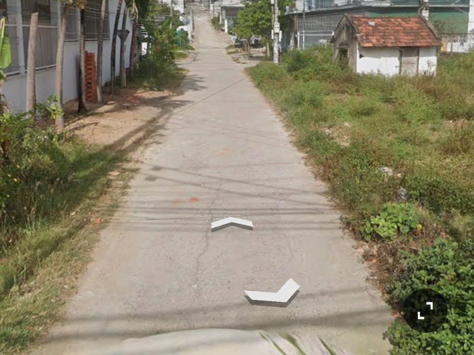 Cho thuê đất trống 3 mặt tiền Nguyễn Xiển, Nha Trang - 300m² - Giá 10 triệu/tháng