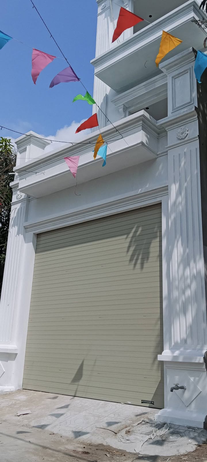 Nhà 3 Tầng Ngõ Thông Đại Lai 2, Hưng Yên - Ô tô vào nhà, 56m², Giá tốt