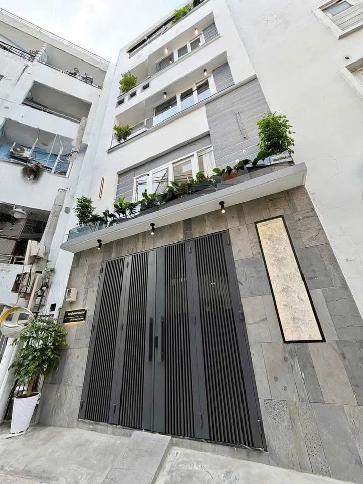 Nhà Phố Vip Phú Nhuận, 5.5x10m, 4 Tầng, Sổ Hồng Chính Chủ
