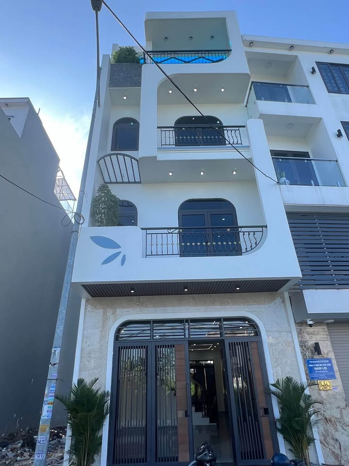 Nhà Mặt Tiền Đào Duy Anh, Mỹ Trung, Nam Định - 4 Tầng, 61.3m², 4.7 Tỷ