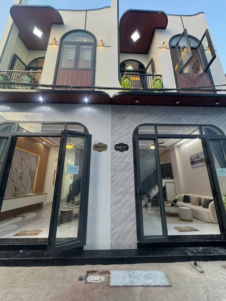 Nhà 2 Tỷ 850 Hẻm 9 Phạm Ngọc Hưng, Cái Răng - Ô Tô Tới Nhà, Hoàn Công