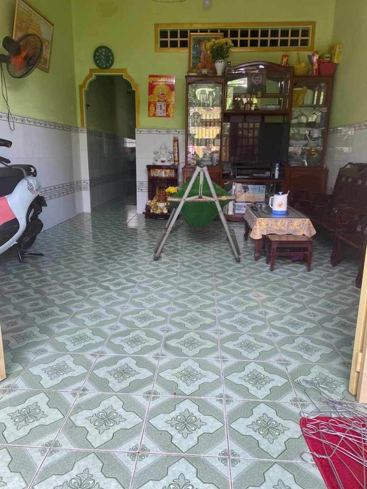 Nhà 72m² Hẻm Nguyễn Thông, Cần Thơ - Hướng Đông, Oto Vào Nhà, Giá 1.75 Tỷ