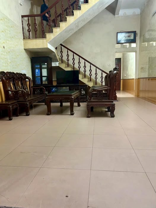 Cho Thuê Nhà 3 Tầng 100m² Kinh Doanh Tốt - Phường Trần Phú, Bắc Giang