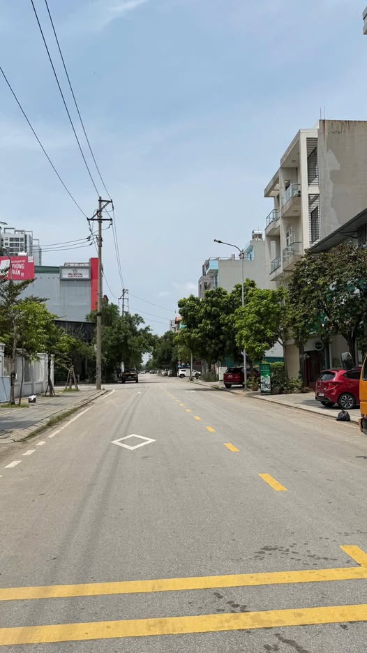 Nhà Mặt Tiền Kinh Doanh Đường Quách Nhẫn, Bắc Ninh - 76.5m²