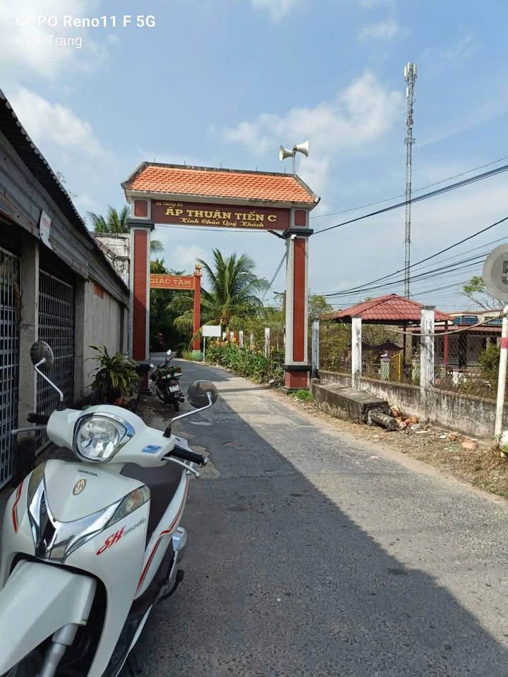 Đất thổ cư Vĩnh Long 204m² - Sổ hồng, đường nhựa, giá chỉ hơn 300 triệu