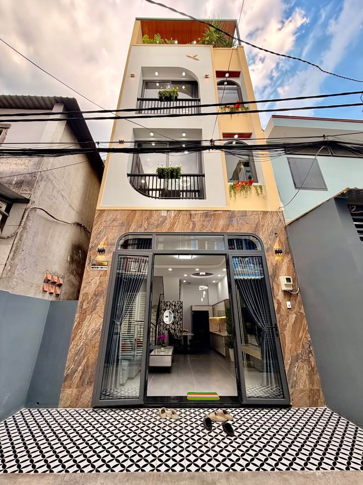 Nhà Phố Gò Vấp 4.5x10m - 4PN - Ô Tô Vào Nhà - 6.95 Tỷ
