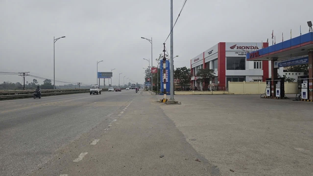 Bán Gấp Đất Mặt Tiền Kinh Doanh Xã Lương Trung, Bá Thước - 116m² Sổ Hồng Sẵn Sàng