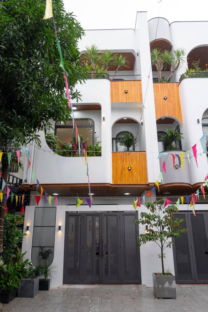 Nhà 3 Tầng Mặt Tiền Hòa Minh 67.5m² Full Nội Thất - Giá 8.09 Tỷ