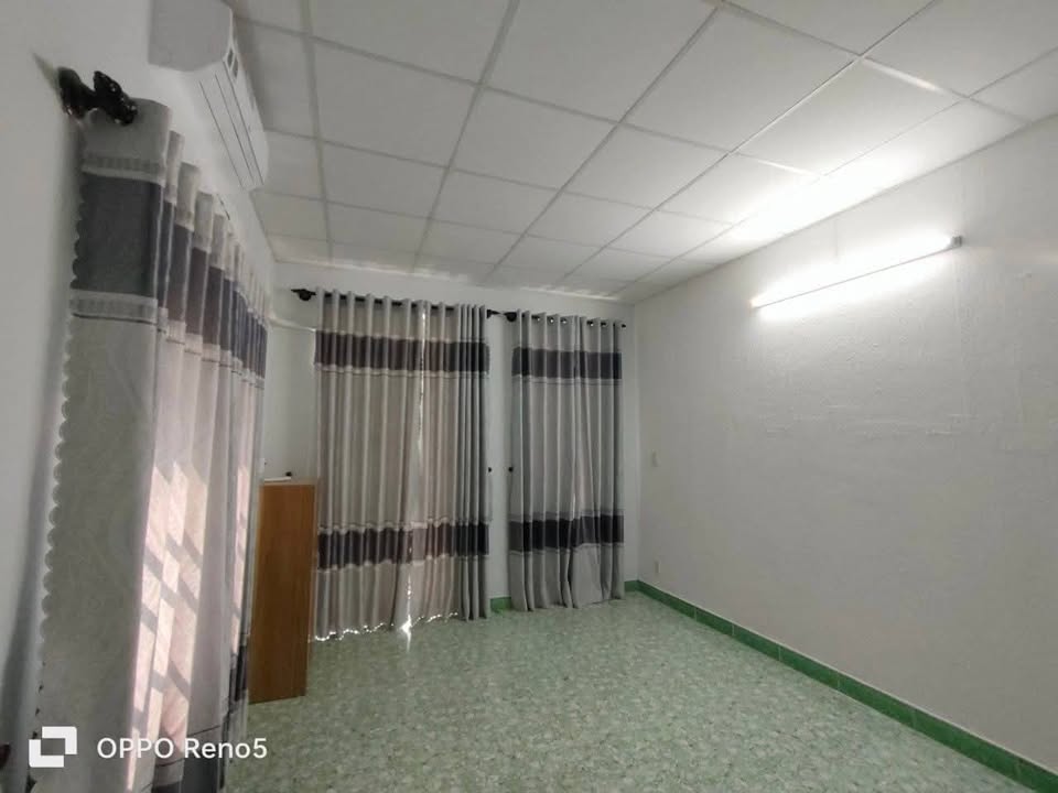 Nhà 2 Tầng Kiệt Lê Độ 40m² - 2PN, Full Nội Thất, Giá 8 Triệu/Tháng