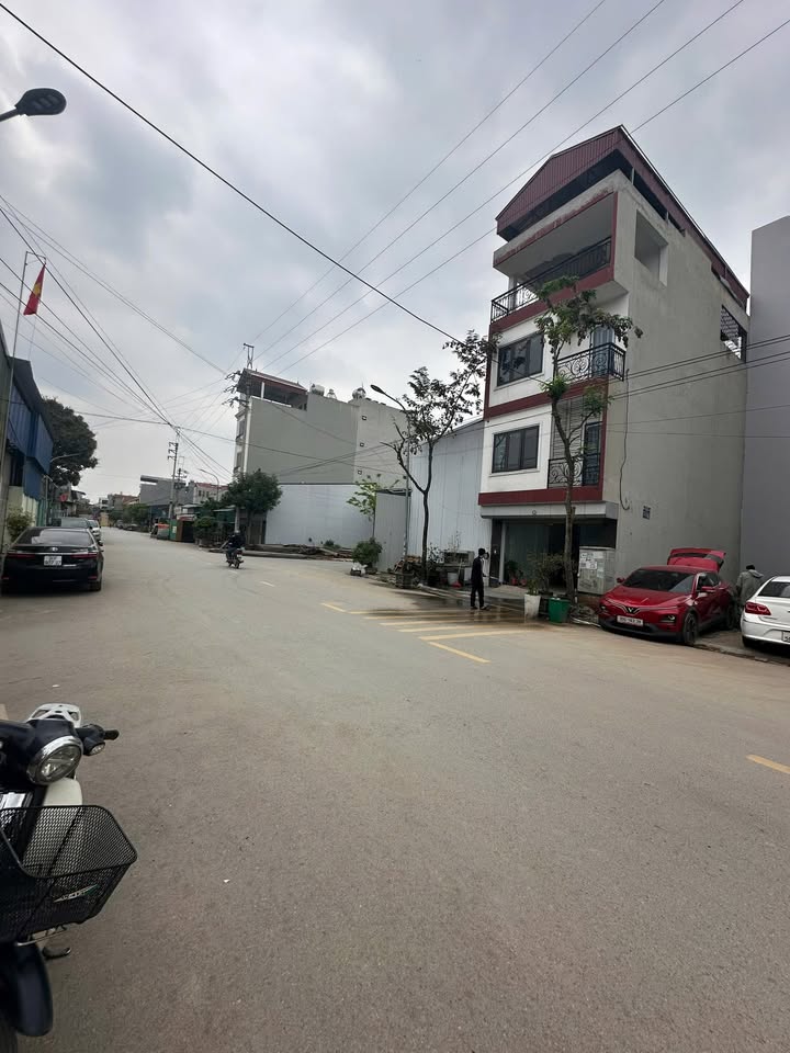 Nhà đấu giá Đường 12, Đông La, Hoài Đức - 60m² Hướng Bắc, Giá Đầu Tư