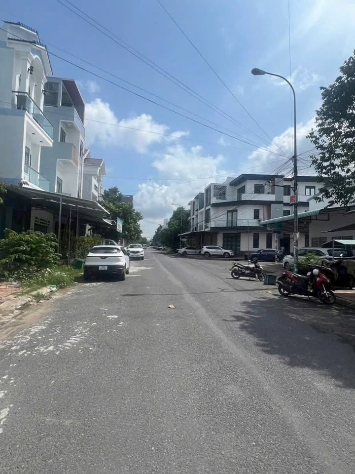 Nhà Trệt Lầu KDC Đại học Y Dược Cần Thơ - 72m², 10 Triệu/Tháng